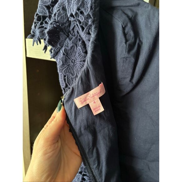 Lilly Pulitzer Marta Dress In Navy Floral Lace Size 4 - Picture 5 of 7